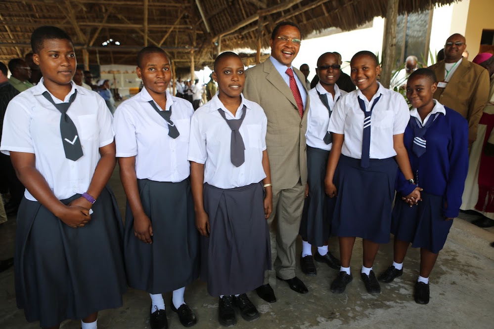 Former Tanzania President Jakaya Kikwete Visits A Girls School