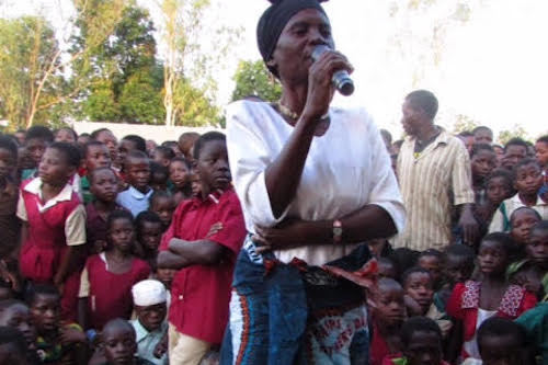 Malawi Gya Marshall Dytons Mother Talks To School Children