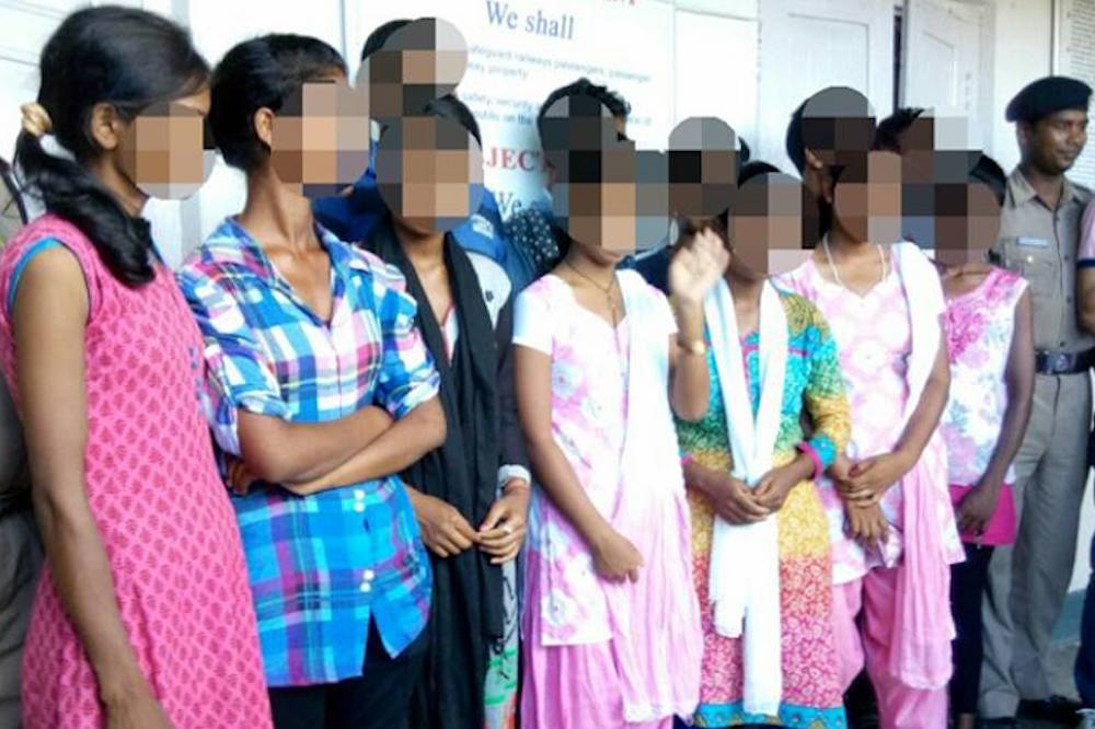 Bachpan Bachao Andolan And Police Rescue Girls And Boys From Being Trafficked To Mumbai
