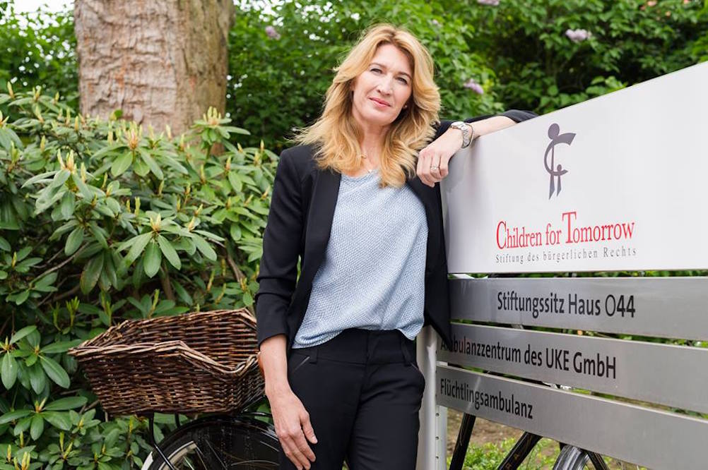 Steffi Graf At Children For Tomorrow Clinic For Refugees In Germany