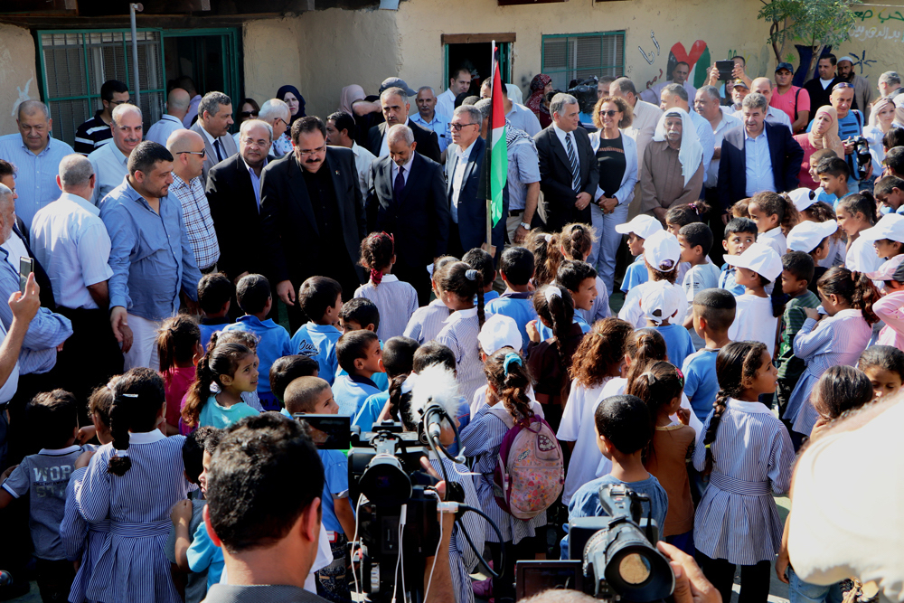 Khan Al Ahmar School Opens Early And Is Visited By Palestinian Education Minister