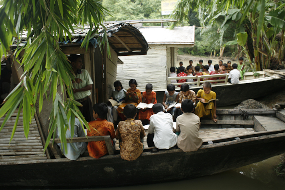Shidhulai Swanirvar Sangstha Boat School 2