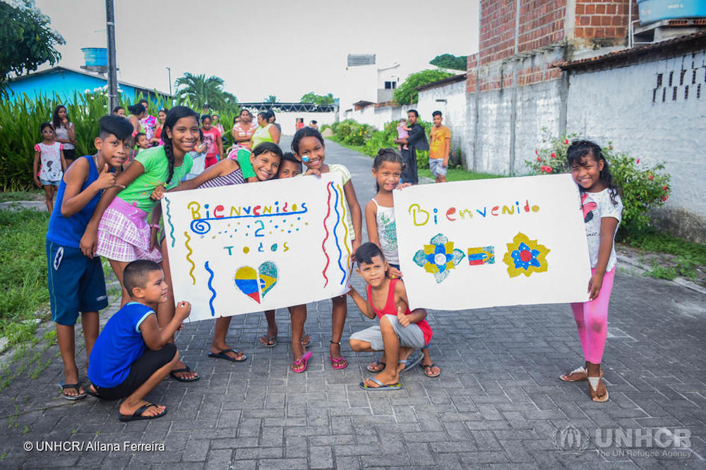 Brazilian Children Welcome Venezuelan Refugees