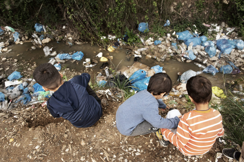 children in greek refugee camp