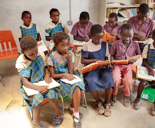 Children reading in class picture by World Literacy Foundation