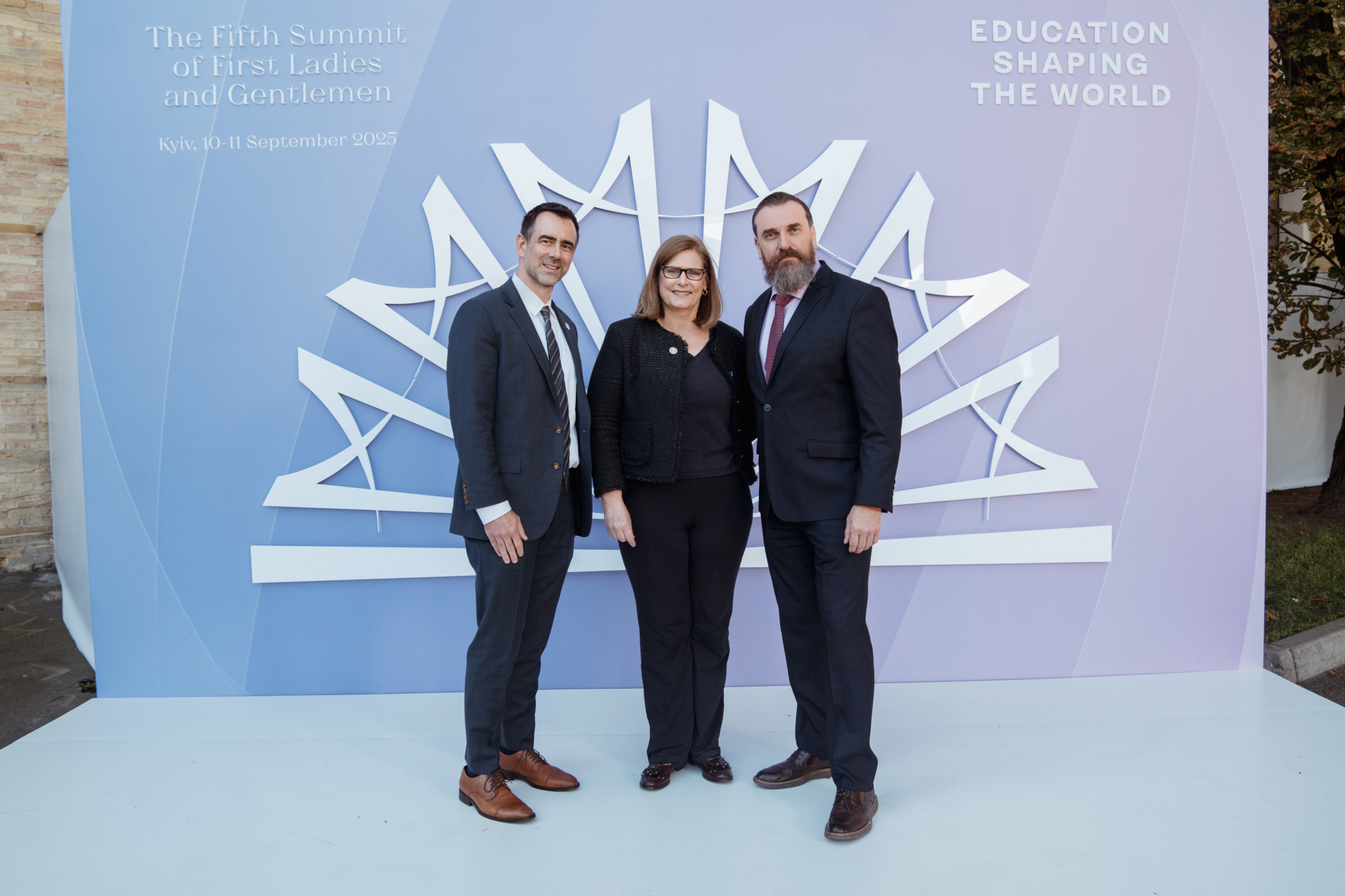 Sarah Brown, Chair of Theirworld, Justin van Fleet, President of Theirworld and Oksen Lisovyi, Minister of Education and Science of Ukraine at the Summit of First Ladies and Gentleman in Kyiv.
